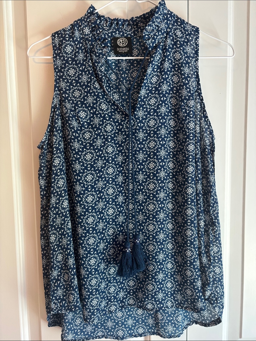 bobeau Navy Blue Printed Sleeveless Tassel Tie Camisole